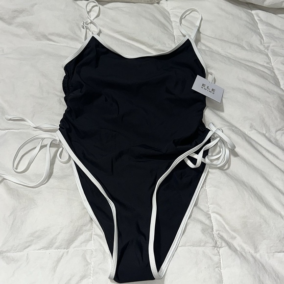 ELE SWIMS GIDGET ONE PIECE BLACK & WHITE Sz S - Picture 2 of 10